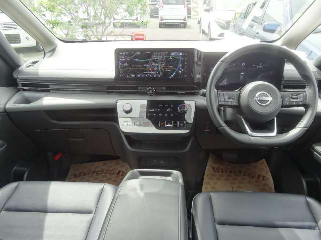 セレナ1.4 e-POWER ルキシオン