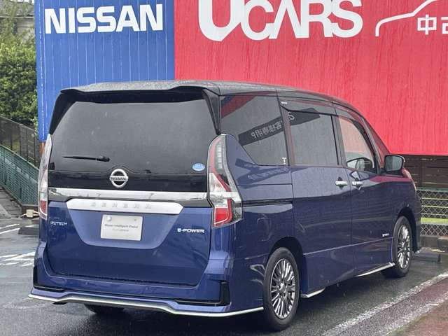 セレナ1.2 e-POWER AUTECH