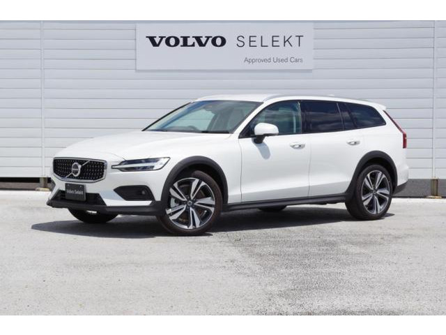 V60クロスカントリーウルトラ B5 AWD 4WD