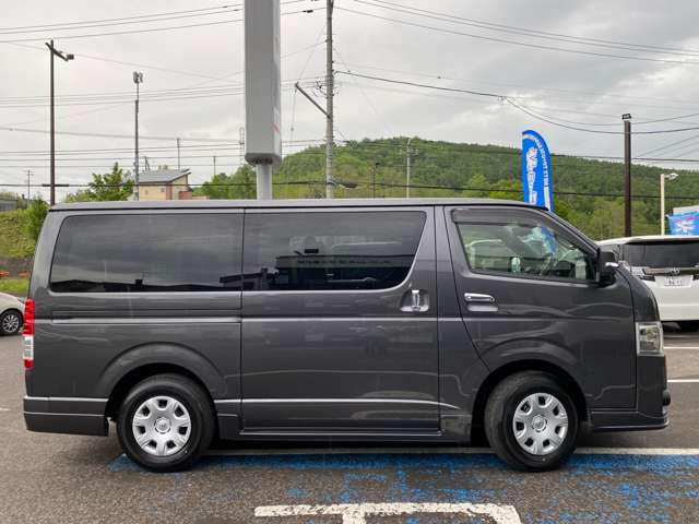 ハイエースバン
