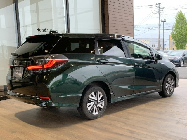 シャトル1.5 ハイブリッド X ホンダセンシング 4WD