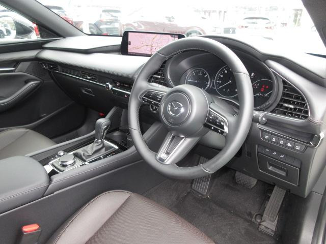 MAZDA3ファストバック1.8 XD ドライブ エディション