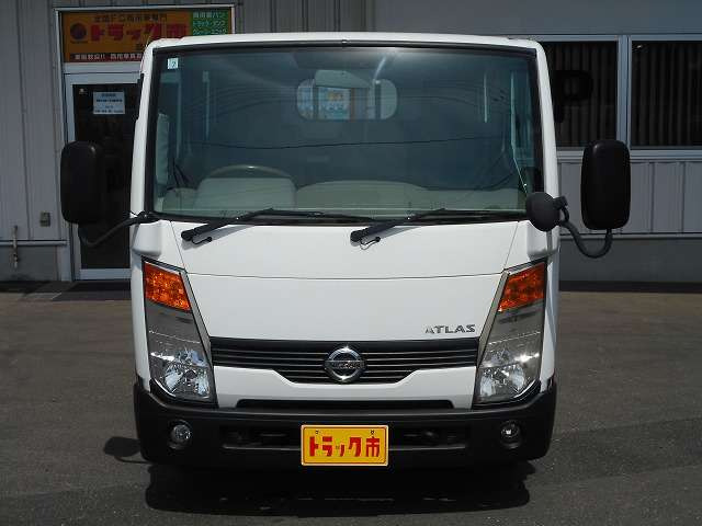 アトラス3.0 ダブルキャブ フルスーパーロー ディーゼル 4WD