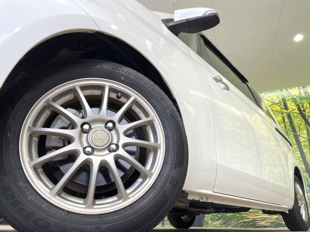 �y15�C���`�A���~�z�C�[���z�O�ςɃ}�b�`�����A���~�z�C�[���𑕒����Ă���܂��B�e��A���~�z�C�[����A�X�^�b�h���X�^�C�����戵�����Ă���܂��B���񂲑��k����������