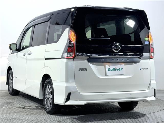 セレナ1.2 e-POWER ハイウェイスターV