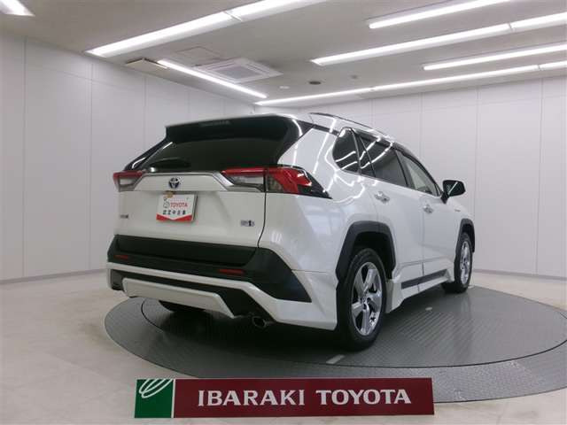 RAV42.5 ハイブリッド G E-Four 4WD