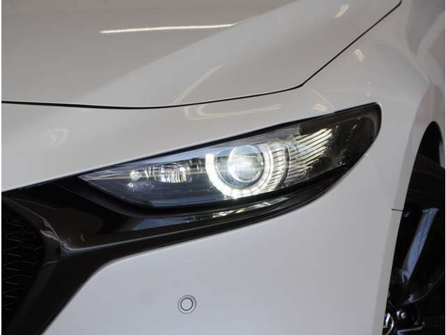 MAZDA3ファストバック1.5 15S レトロスポーツエディション