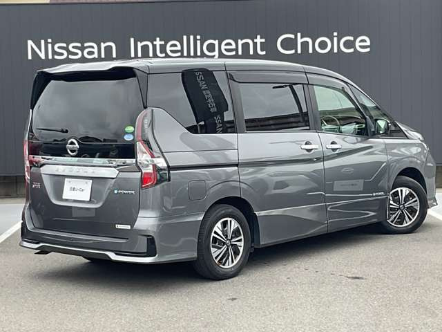 セレナ1.2 e-POWER ハイウェイスターV