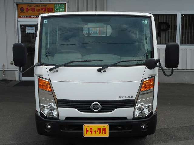 アトラス3.0 ダブルキャブ フルスーパーロー ディーゼル 4WD