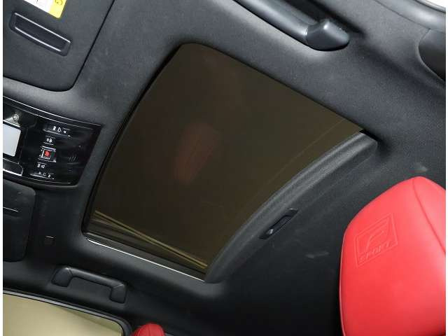 UX250h Fスポーツ