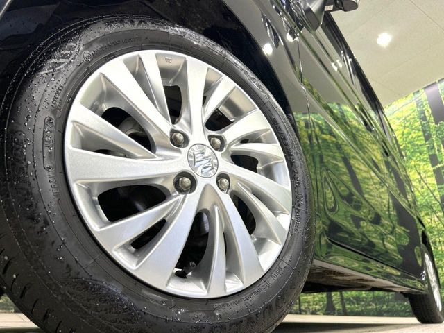 �y����14�C���`�A���~�z�C�[���z�O�ςɃ}�b�`���������A���~�z�C�[���𑕒����Ă���܂��B�e��ЊO�A���~�z�C�[����A�X�^�b�h���X�^�C�����戵�����Ă���܂��B���񂲑��k����������