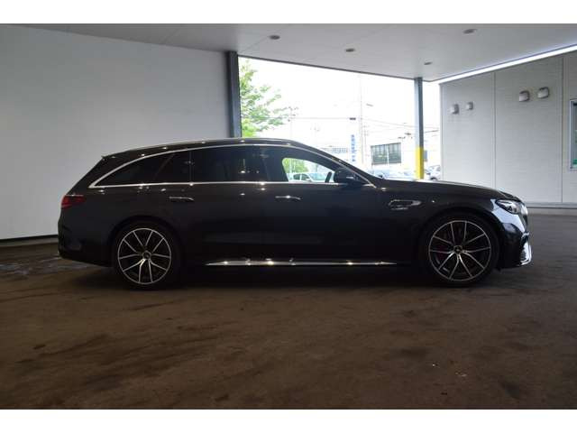 EクラスワゴンAMG E53 ハイブリッド 4マチックプラス (PHEV) 4WD