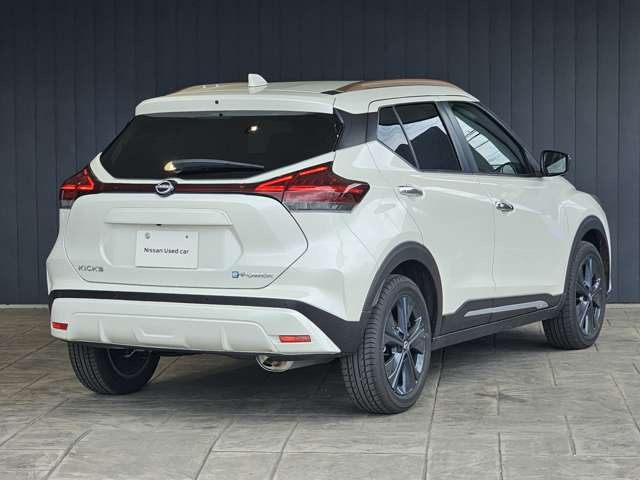 キックス1.2 X 90周年記念車 (e-POWER)