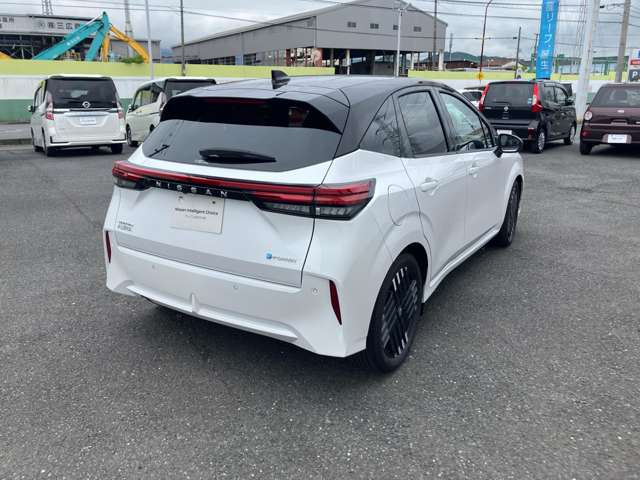 ノートオーラ1.2 G レザーエディション
