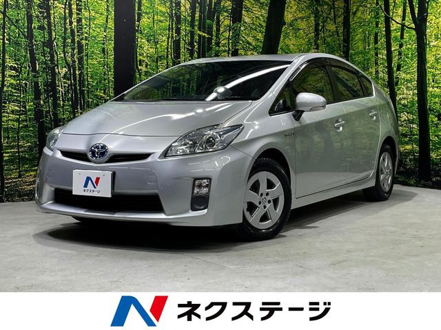 プリウス1.8 L