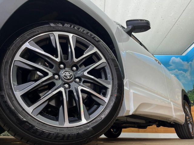 �y�����A���~�z�C�[���z�O�ςɃ}�b�`���������A���~�z�C�[���𑕒����Ă���܂��B�e��ЊO�A���~�z�C�[����A�X�^�b�h���X�^�C�����戵�����Ă���܂��B���񂲑��k����������