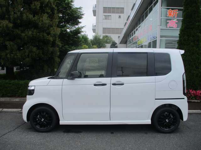 N-BOXカスタムブラック スタイル