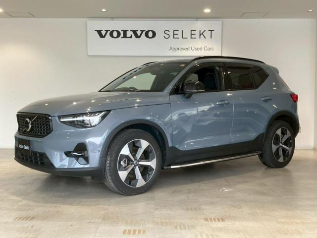 XC40アルティメット B4 AWD ダークエディション 4WD