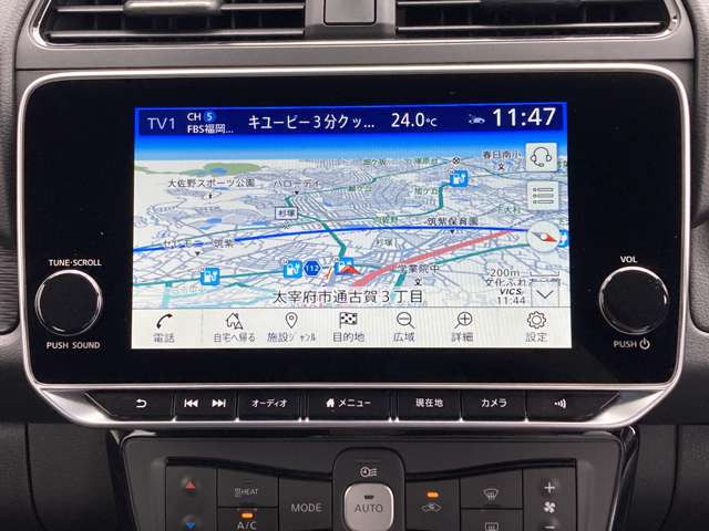 リーフX Vセレクション 90周年記念車