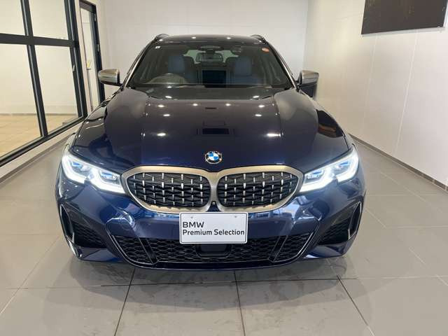 3シリーズツーリングM340i xドライブ 4WD