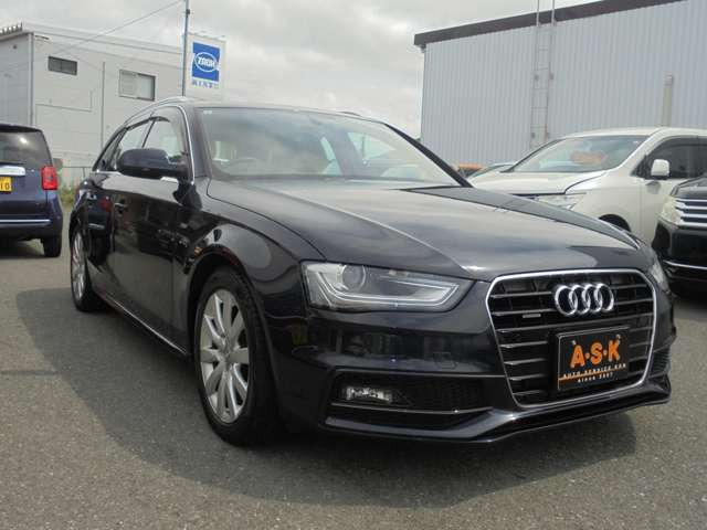 A4アバント2.0 TFSI クワトロ Sラインパッケージ 4WD