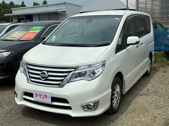 セレナ2.0 ハイウェイスター 4WD