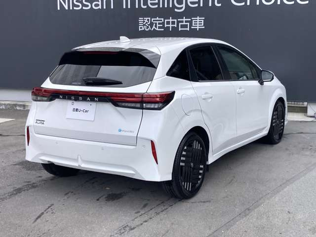 ノートオーラ1.2 G レザーエディション