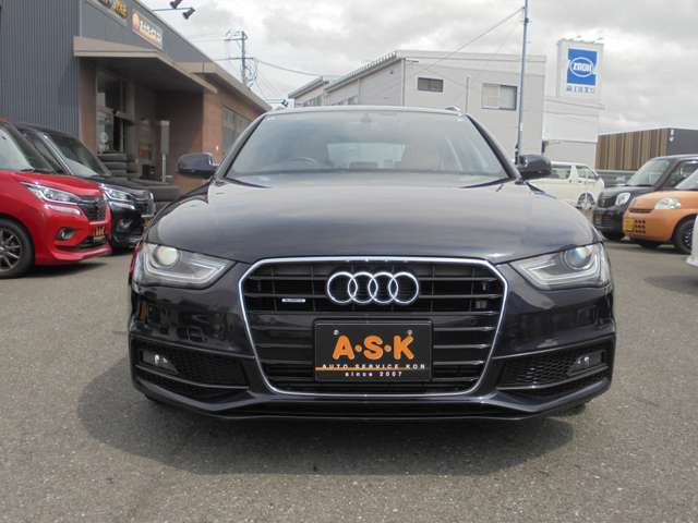 A4アバント2.0 TFSI クワトロ Sラインパッケージ 4WD