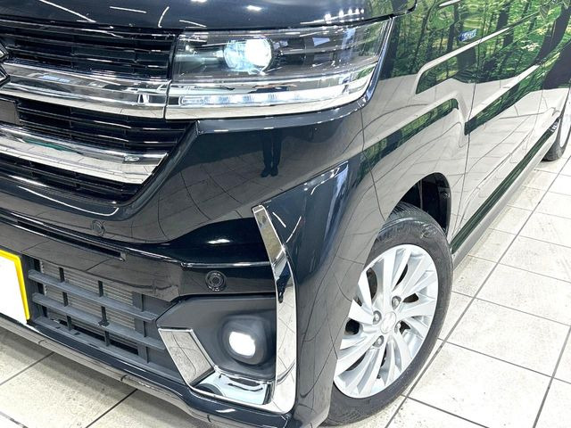 �yLED�w�b�h���C�g�z���V����ԑ��s�����ǍD�Ȏ��E���m�ۂ����S���ĉ^�]�ł��鍂�P�xLED�w�b�h���C�g�𑕔�!�_�����x�������A����d�͂��}�����Ă��܂��B