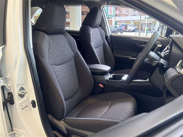RAV42.5 ハイブリッド X