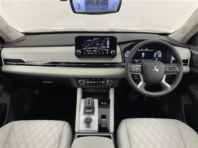 アウトランダーPHEV 2.4 P 4WD