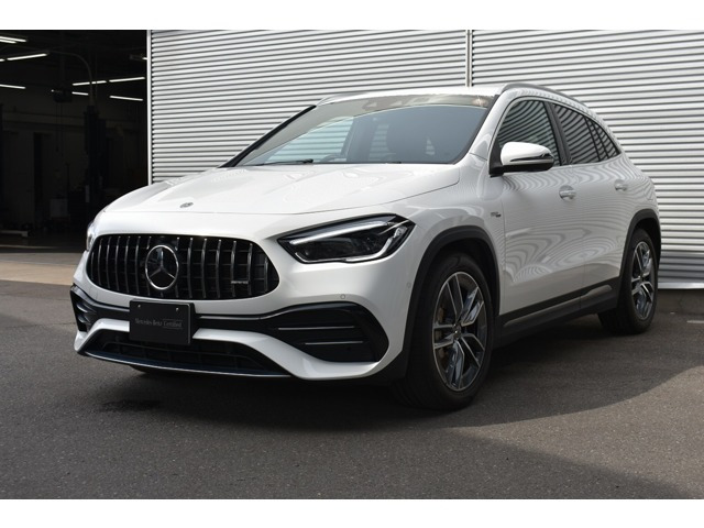 GLAクラスAMG GLA35 4マチック 4WD