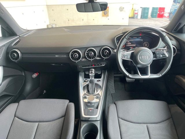 TTクーペ2.0 TFSI