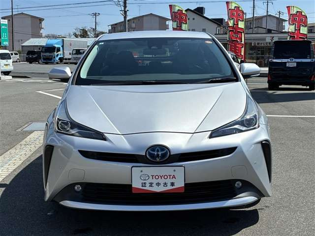 プリウス1.8 S