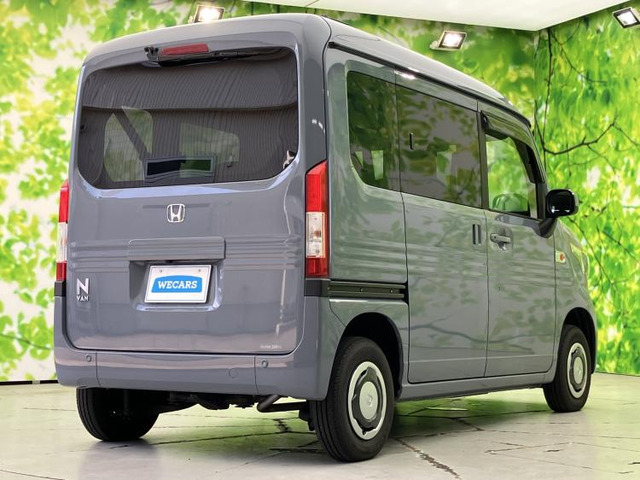 N-VAN+スタイル ファン ターボ  4WD