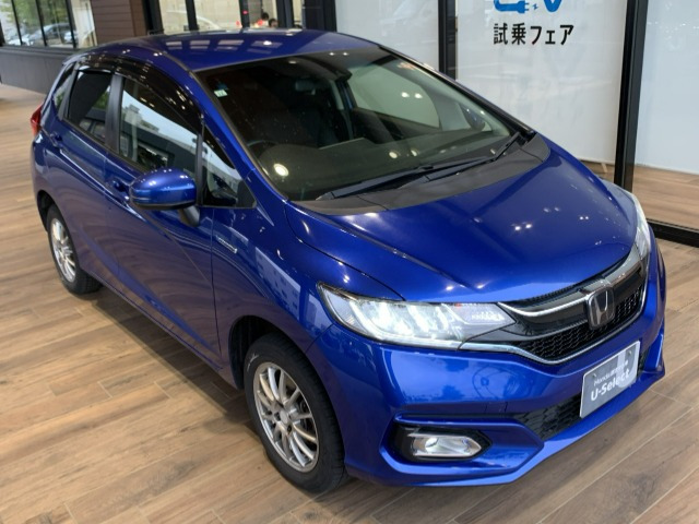 フィット1.5 ハイブリッド L ホンダセンシング 4WD