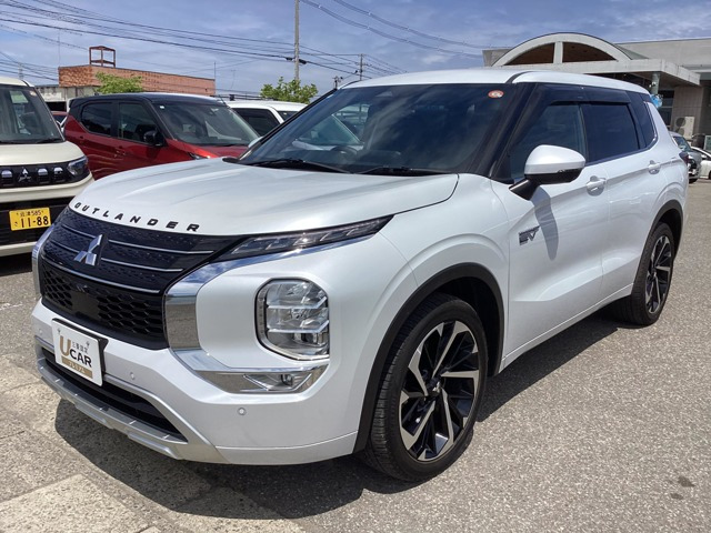 アウトランダーPHEV 2.4 P 4WD