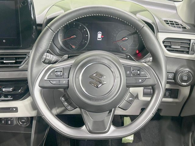 �y�X�e�A�����O�X�C�b�`�z�^�]���A�O������ڐ������炷���ƂȂ��A�I�[�f�B�I���̑��삪�\�ȕ֗��@�\!���S&���K�ȃh���C�u�����o���Ă���܂���