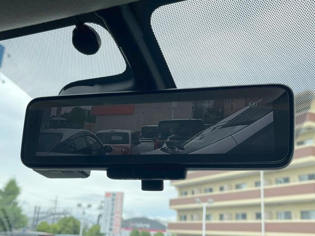 �y�C���e���W�F���g���[���~���[�z��Ȃ̑傫�ȉו��⓯��҂Ō�����m�F���Â炢���ł����S!�J�������B�e�����ԗ�����̉f�������[���~���[���ɕ\���B�N���A�Ȏ��E�ŏ󋵂̊m�F���\�ł�!