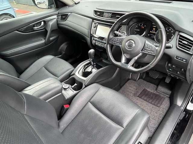 エクストレイル2.0 20X ハイブリッド 4WD