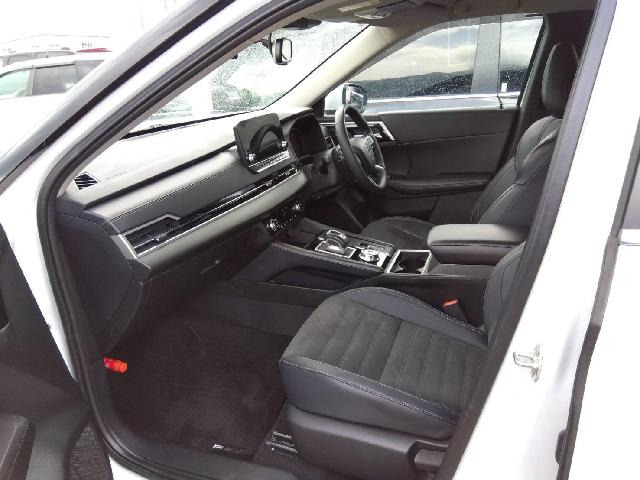 アウトランダーPHEV 2.4 G 4WD
