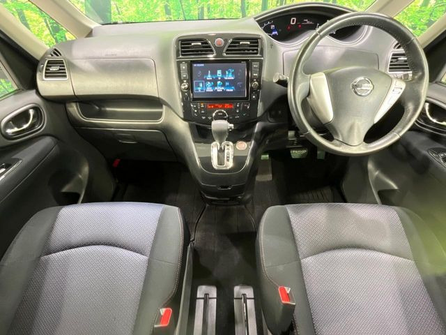 セレナ2.0 ハイウェイスター S-HYBRID Vエアロモード