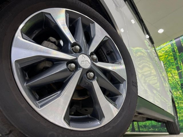 �y����15�C���`�A���~�z�C�[���z�O�ςɃ}�b�`���������A���~�z�C�[���𑕒����Ă���܂��B�e��ЊO�A���~�z�C�[����A�X�^�b�h���X�^�C�����戵�����Ă���܂��B���񂲑��k����������