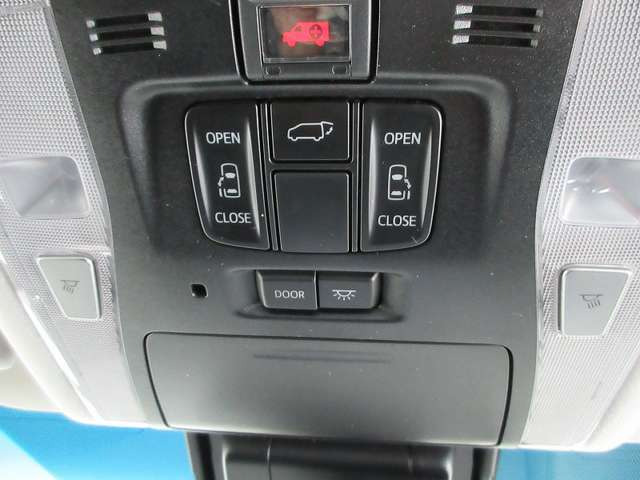 ヴェルファイアハイブリッド 2.5 ZR E-Four 4WD