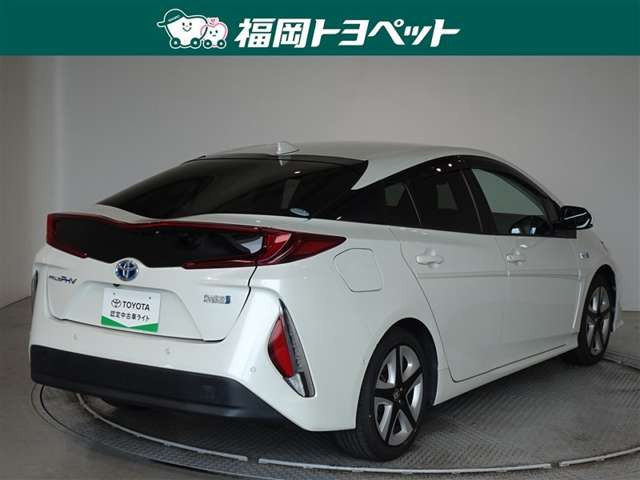 プリウスPHV1.8 A
