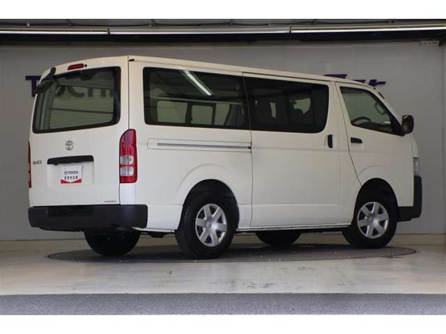 ハイエースバン2.8 DX ロング ディーゼル 4WD