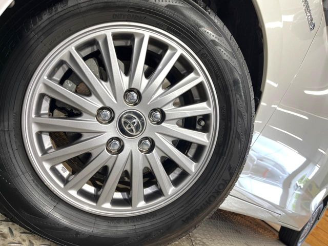 �y����15�C���`�A���~�z�C�[���z�O�ςɃ}�b�`���������A���~�z�C�[���𑕒����Ă���܂��B�e��ЊO�A���~�z�C�[����A�X�^�b�h���X�^�C�����戵�����Ă���܂��B���񂲑��k����������
