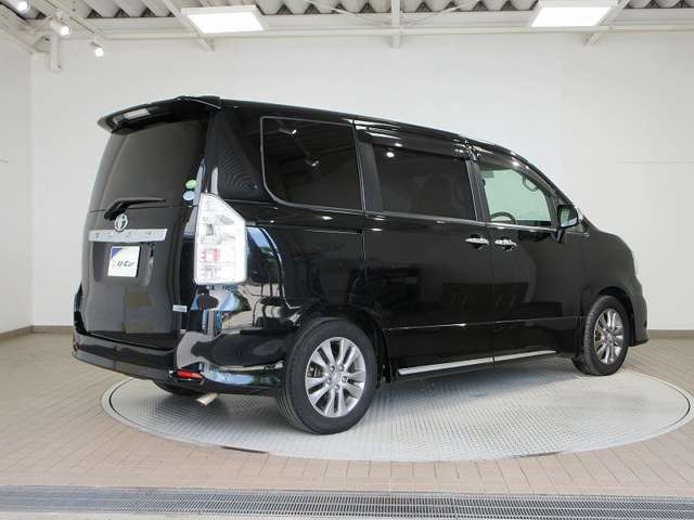 ヴォクシー2.0 ZS 煌Z