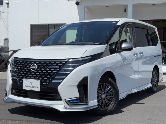 セレナ1.4 e-4ORCE AUTECH 4WD