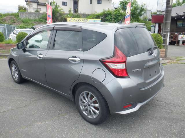 ノート1.2 e-POWER X FOUR Vセレクション 4WD